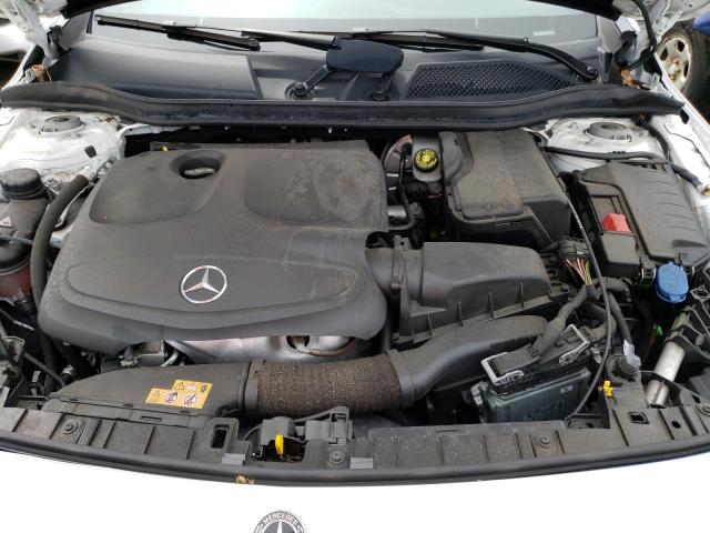 WDCTG4GB0KU018995 Mercedes-Benz Gla 250 4matic