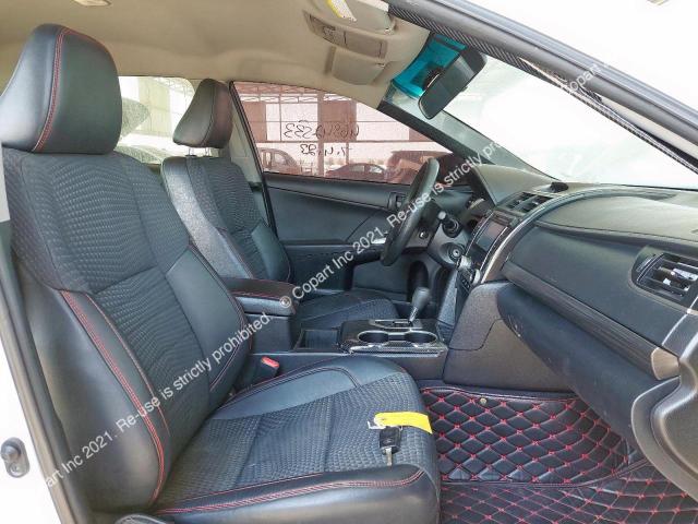 6T1BF9FK4HX695378 Auction: COPART UAE Lot: 46842533 Location: DUBAI INDUSTRIAL CITY - DUBAI 6T1BF9FK4HX695378 TOYOTA CAMRY 2017 WHITE Photo 5