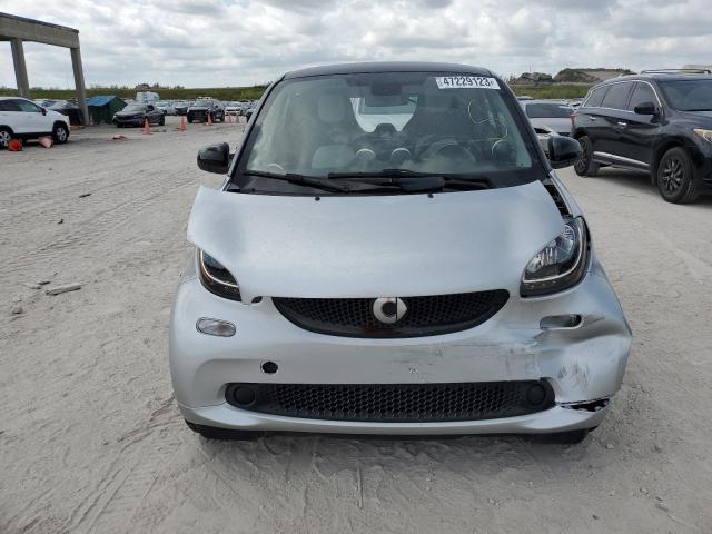 VIN WMEFJ5DA3GK078327 2016 Smart Fortwo no.5