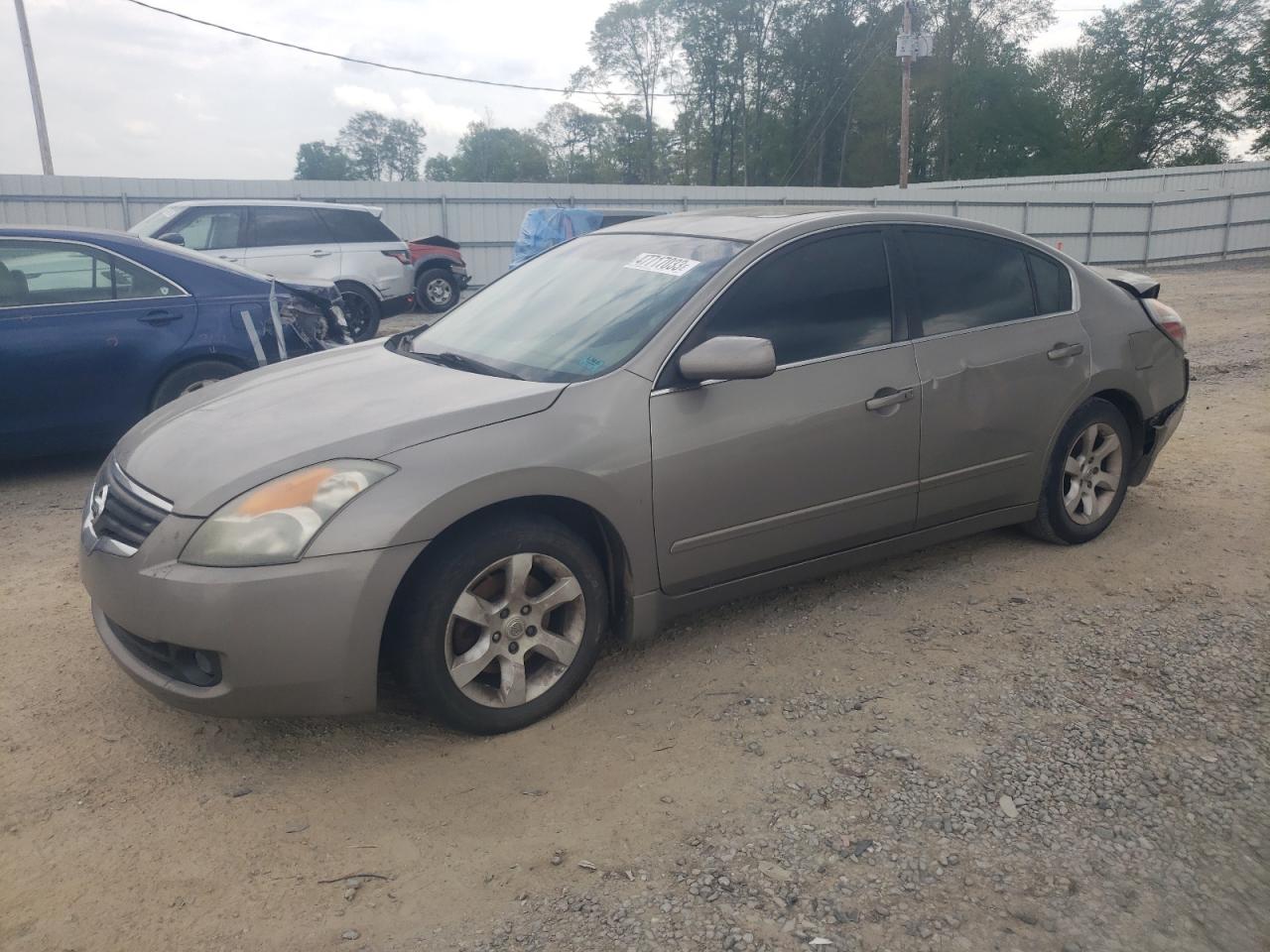 2008 gold nissan altima