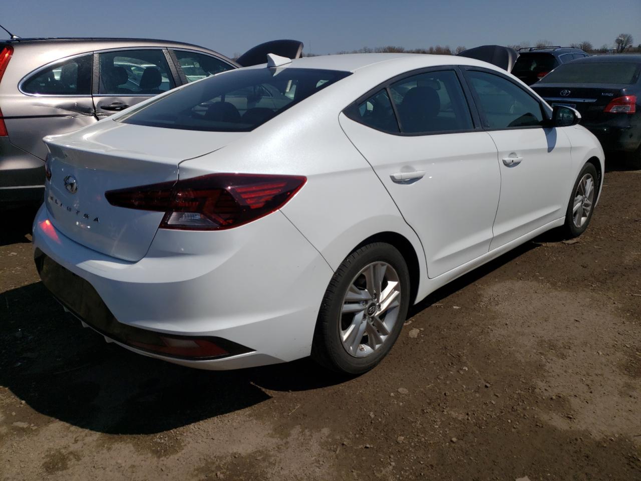 2019 Hyundai Elantra Sel vin: 5NPD84LF1KH475969