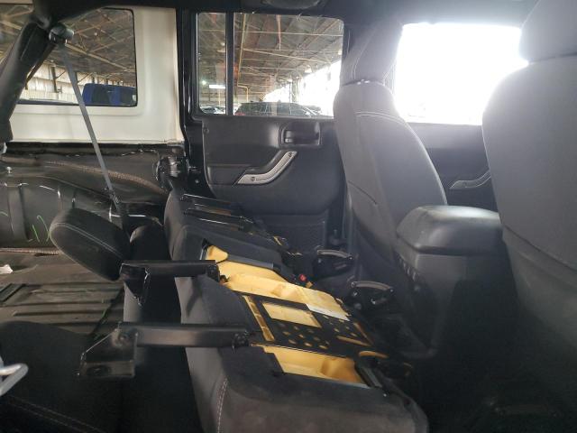 1C4BJWEGXEL293555 Jeep Wrangler Unlimited Sahara
