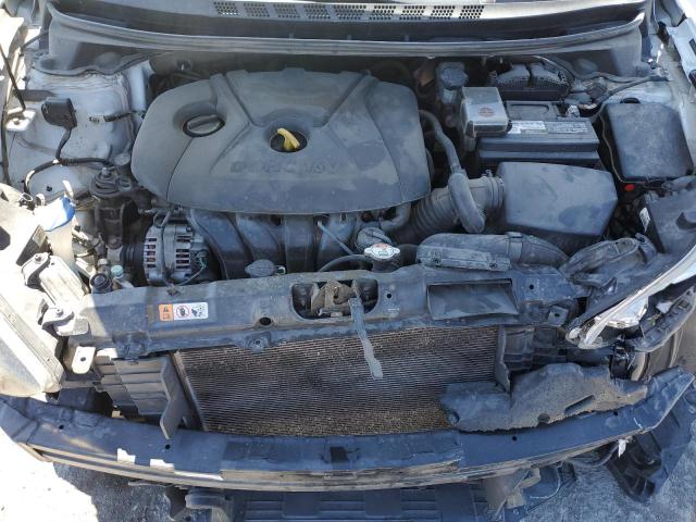 5NPDH4AEXEH465813 Hyundai ELANTRA SE