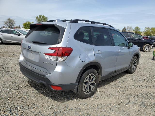 JF2SKAJC3LH523831 Subaru Forester Premium