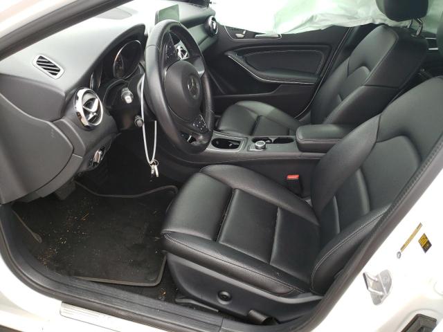 WDCTG4GB0KU018995 Mercedes-Benz Gla 250 4matic