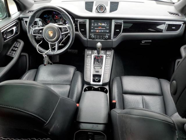 VIN WP1AA2A59JLB08073 2018 Porsche Macan no.8