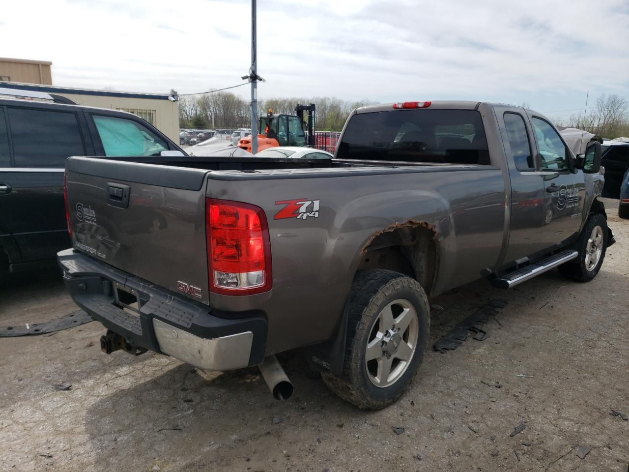 1GT220C81DZ217658 2013 GMC Sierra K2500 Sle