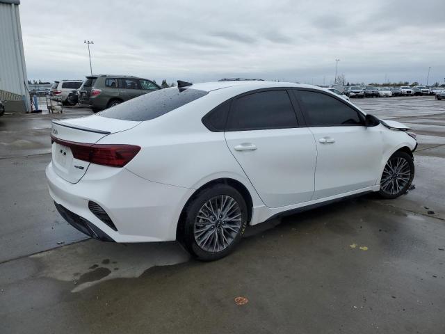 3KPF54AD2NE455922 KIA Forte Gt Line
