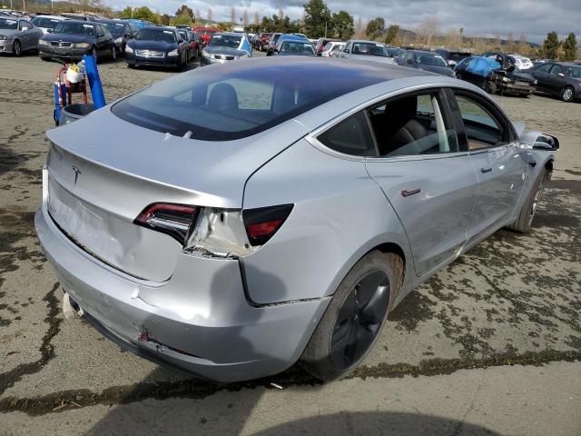 5YJ3E1EAXJF041521 Tesla MODEL 3