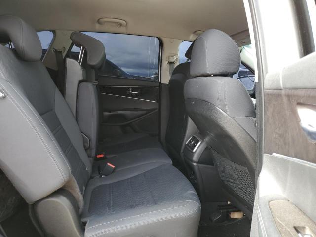 5XYPGDA57JG344173 KIA SORENTO LX
