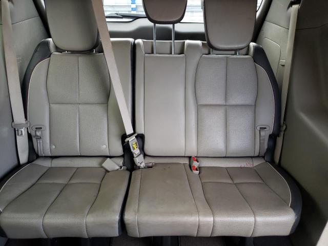 KNDMB5C1XH6340018 KIA SEDONA LX