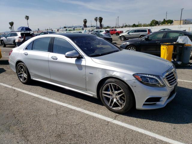 2016 MERCEDES-BENZ S 550E - WDDUG6DB4GA249357