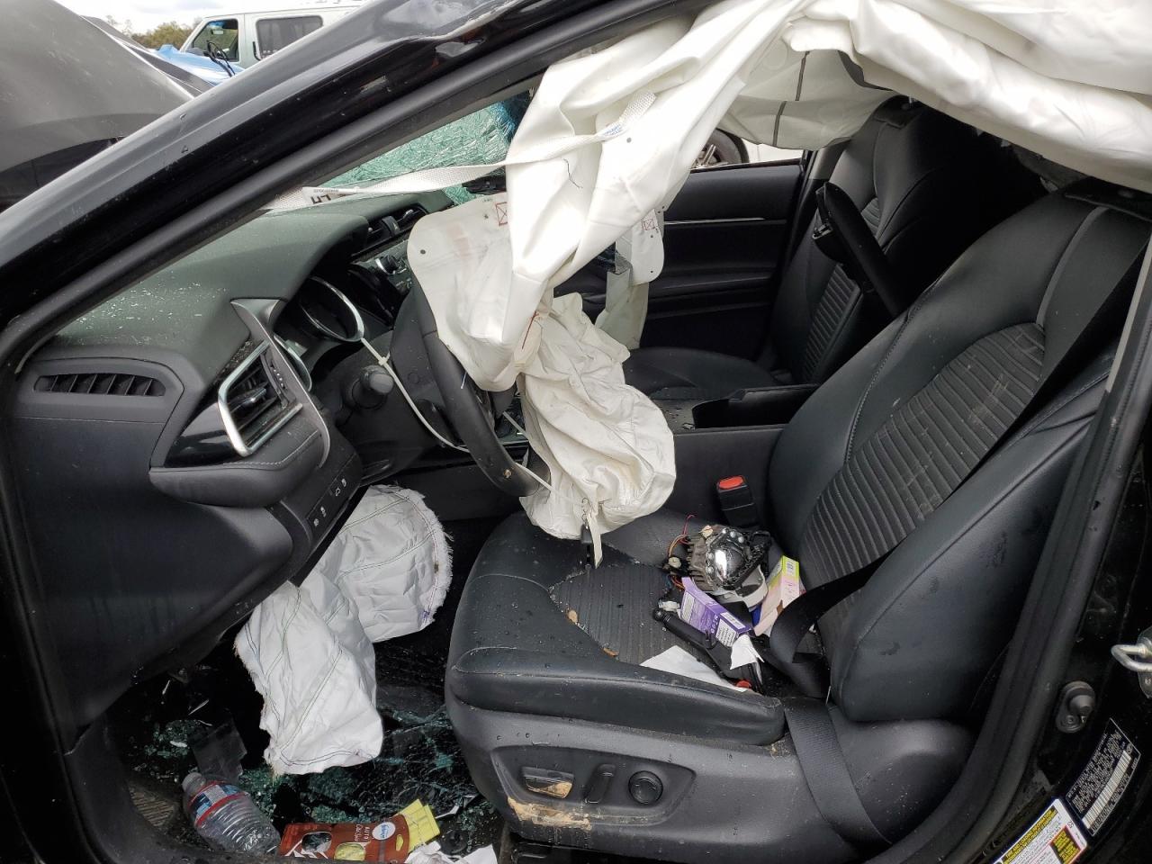 4T1B11HK0JU656397 TOYOTA CAMRY 2018