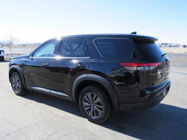 5N1DR3AC4NC228957 Nissan Pathfinder S