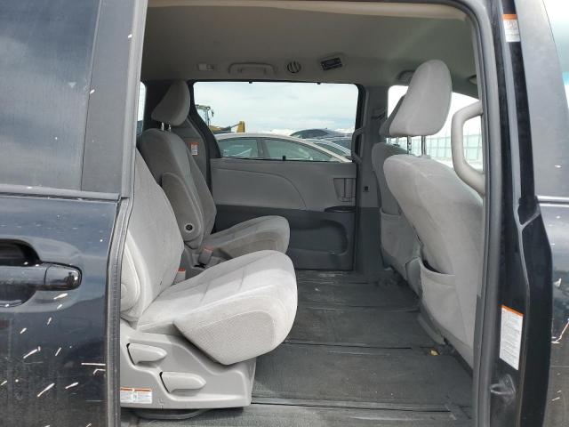 5TDJK3DC7FS099412 Toyota SIENNA LE