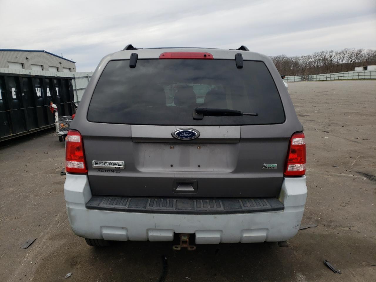 2010 Ford Escape - Image 6