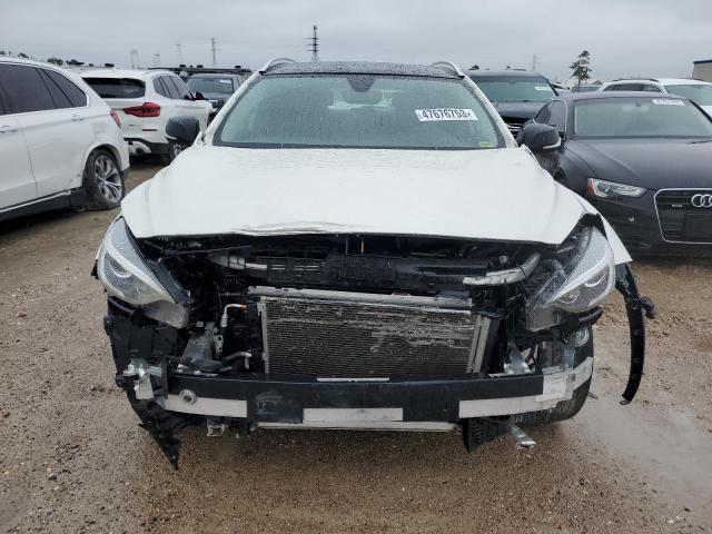 2019 INFINITI QX30 LUXE SJKCH5CR8KA010542