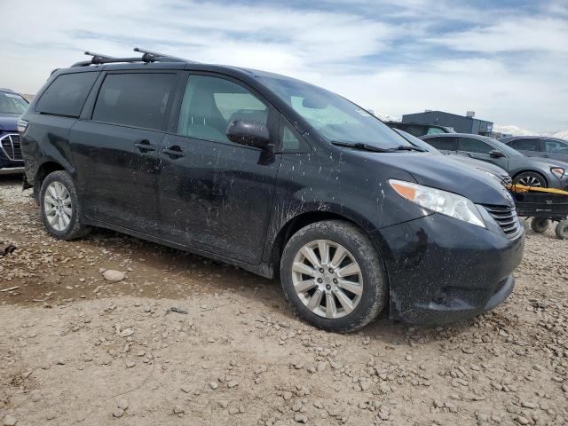 5TDJK3DC7FS099412 Toyota SIENNA LE
