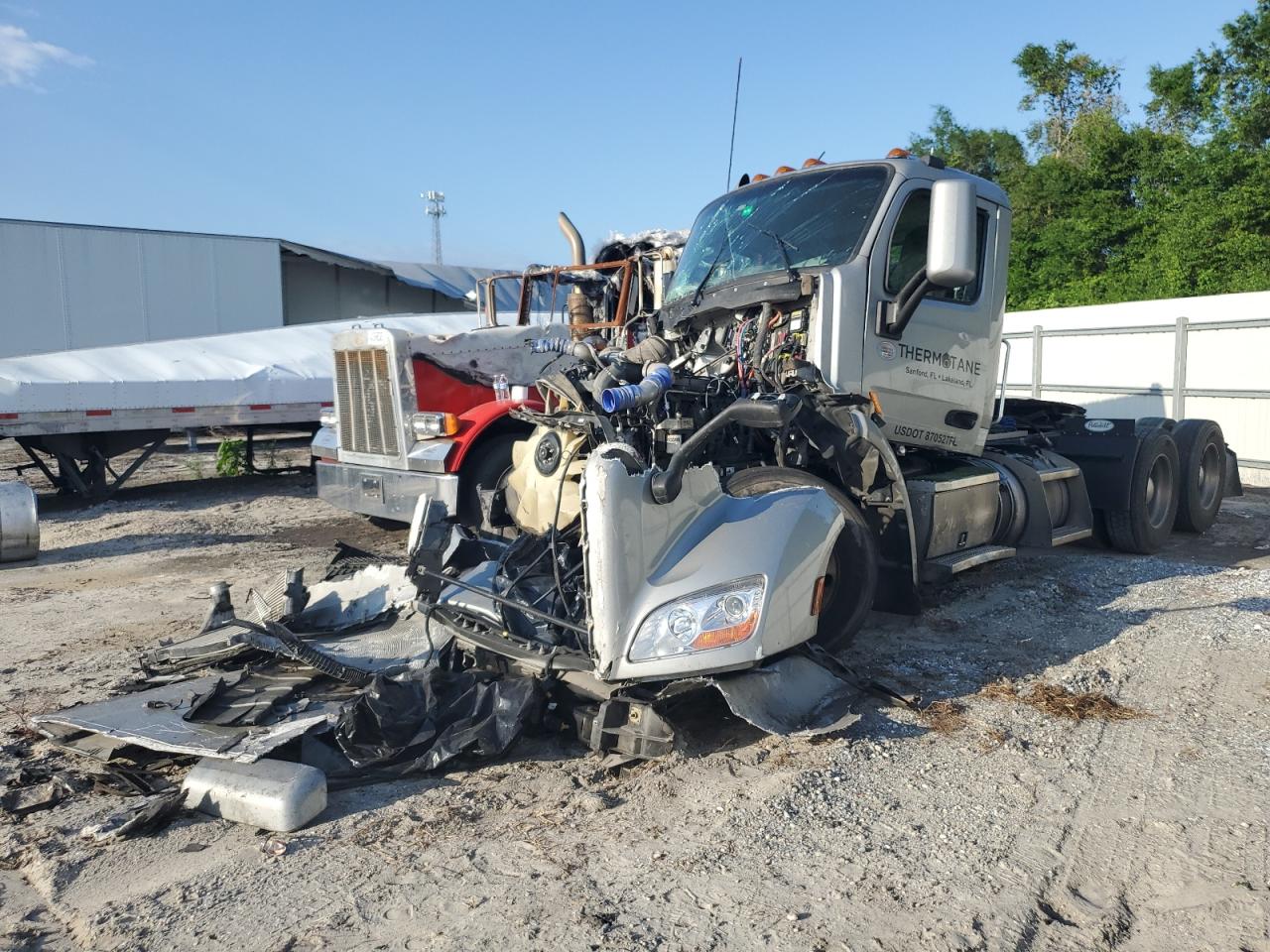 VIN: 1XPBDP9X1ND780921 2022 PETERBILT ALL MODELS