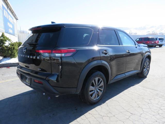 5N1DR3AC4NC228957 Nissan Pathfinder S
