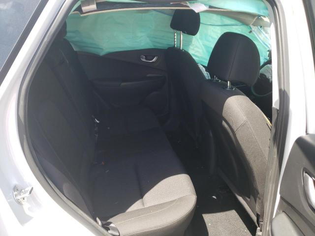 KM8K32AB2NU850493 Hyundai Kona Sel