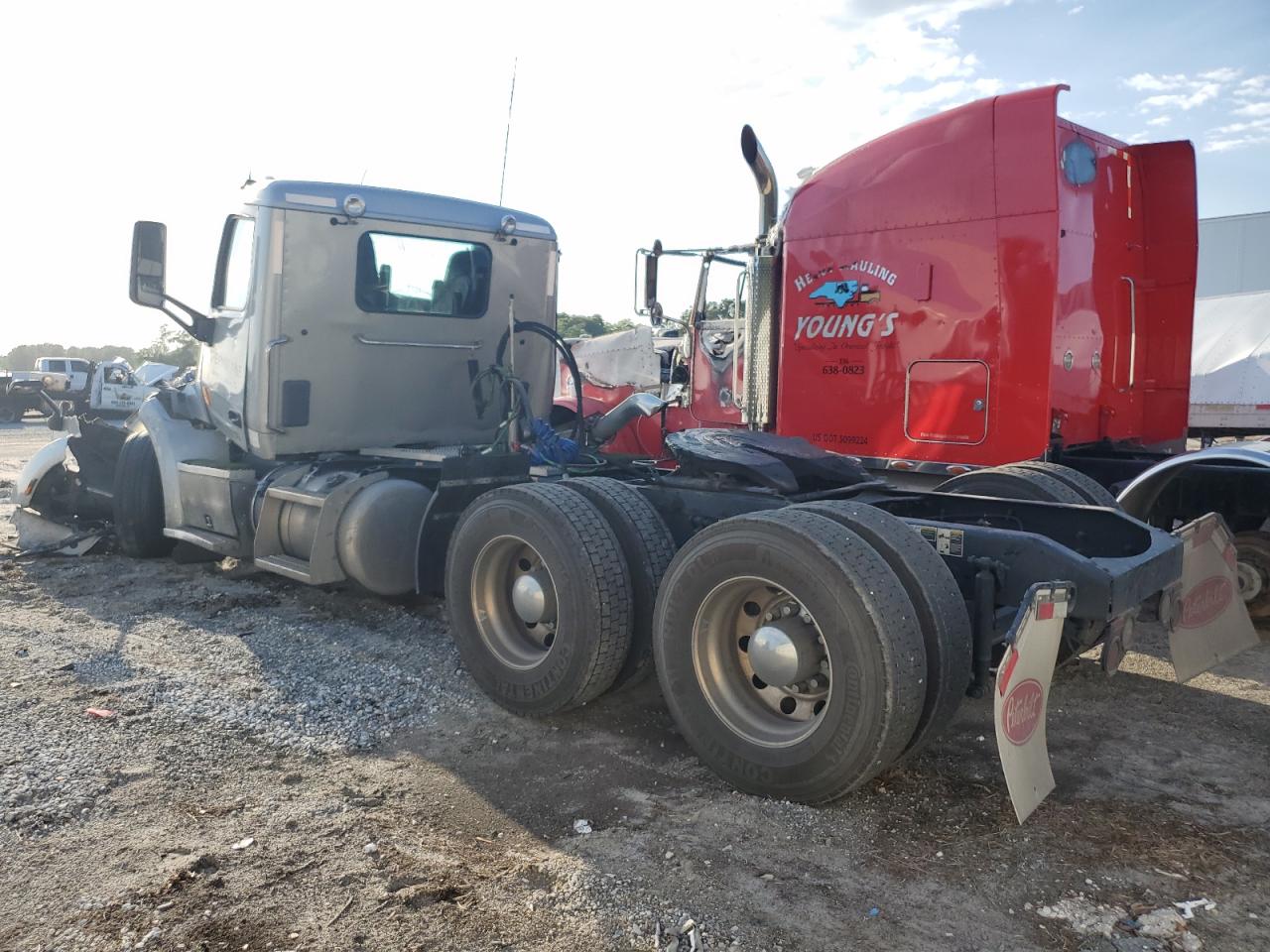 VIN: 1XPBDP9X1ND780921 2022 PETERBILT ALL MODELS