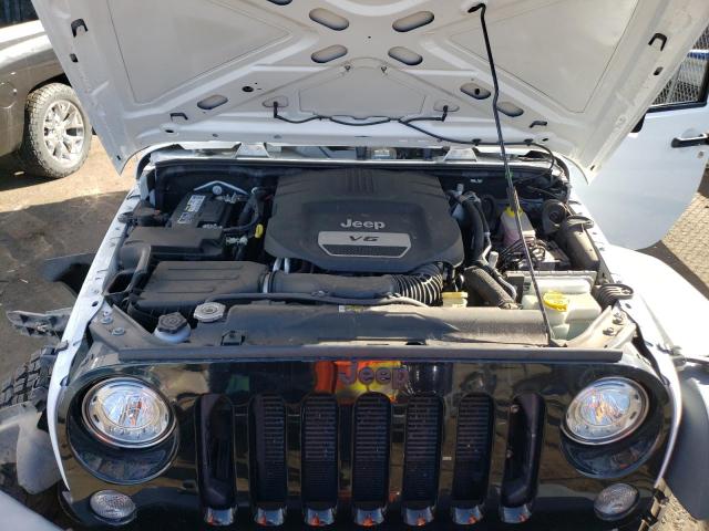1C4BJWDG9JL931869 Jeep Wrangler Unlimited Sport