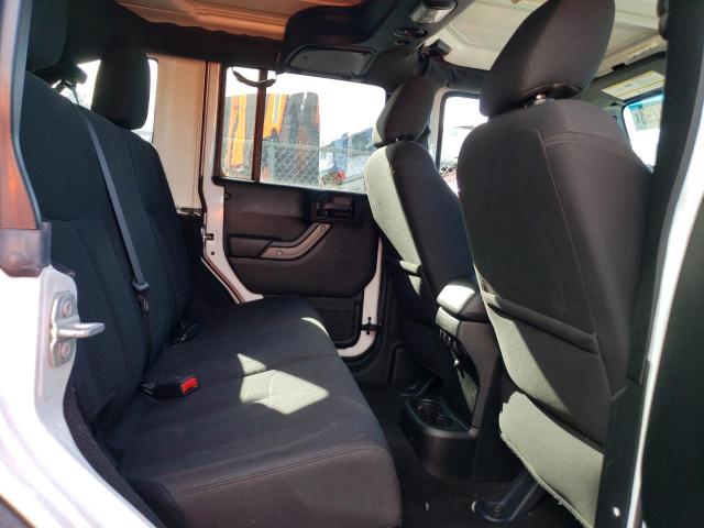 1C4BJWDG9JL931869 Jeep Wrangler Unlimited Sport