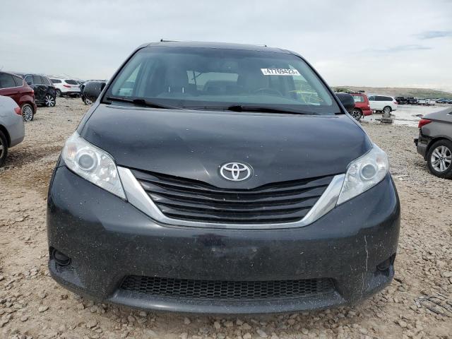 5TDJK3DC7FS099412 Toyota SIENNA LE