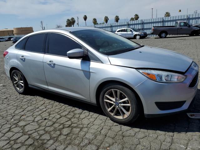 1FADP3FE3JL304057 Ford FOCUS SE