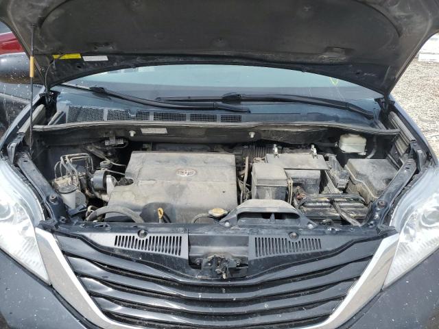 5TDJK3DC7FS099412 Toyota SIENNA LE