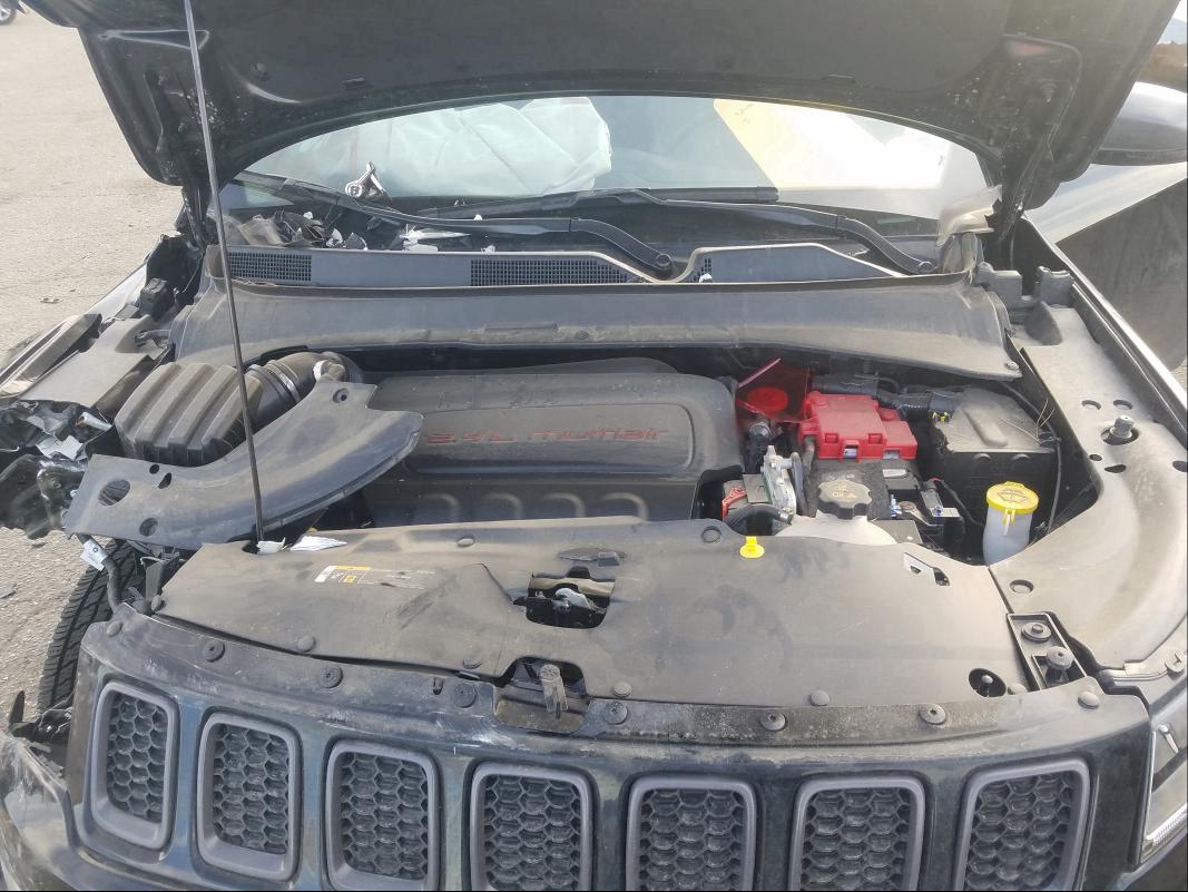 2019 JEEP COMPASS TR 3C4NJDDB4KT697765