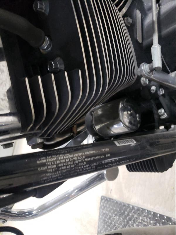 2011 HARLEY-DAVIDSON FLHX 1HD1KB412BB629701
