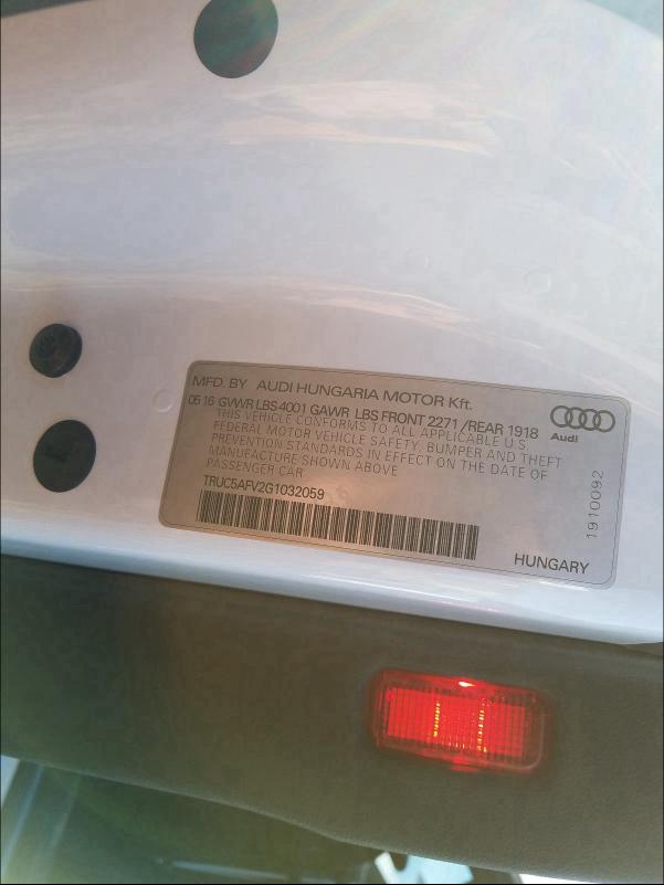 2016 AUDI TT TRUC5AFV2G1032059