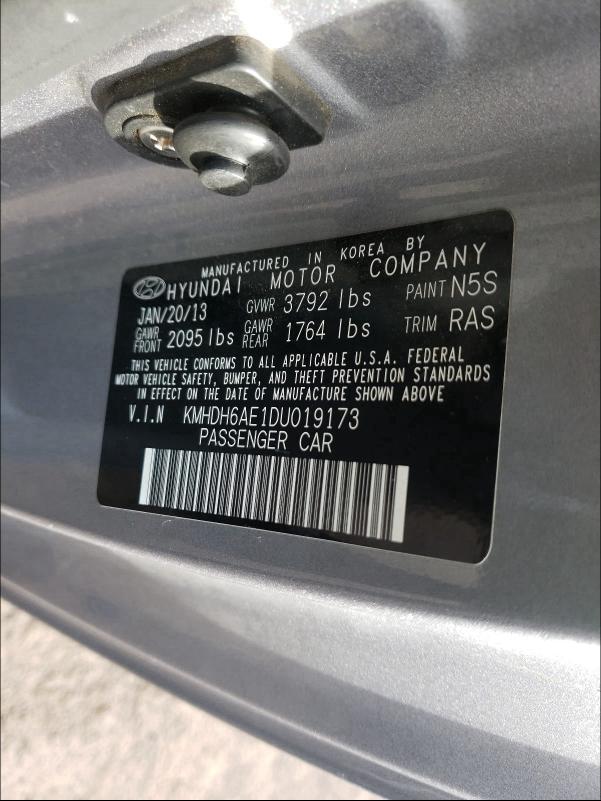 2013 HYUNDAI ELANTRA CO KMHDH6AE1DU019173