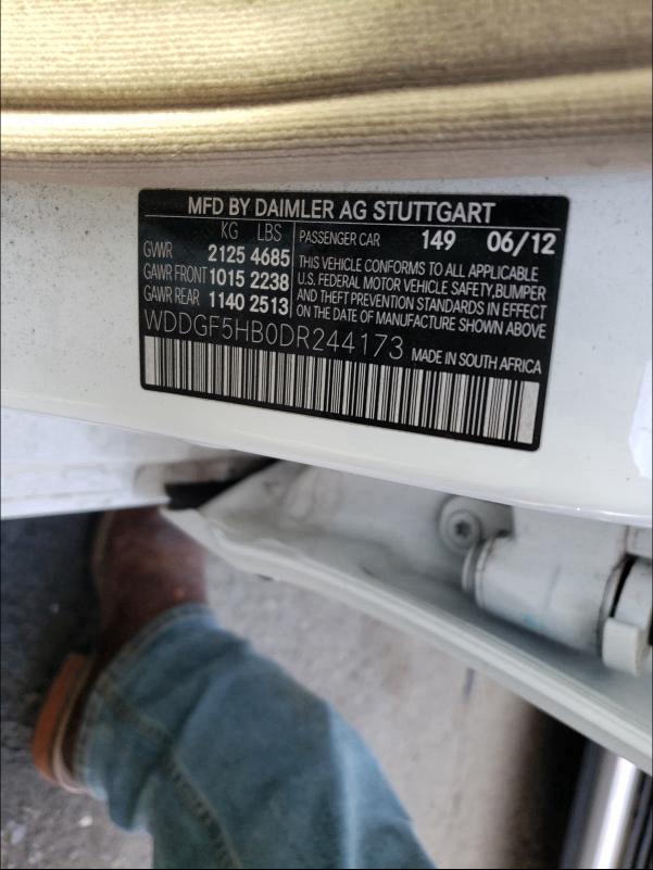 2013 MERCEDES-BENZ C 350 WDDGF5HB0DR244173