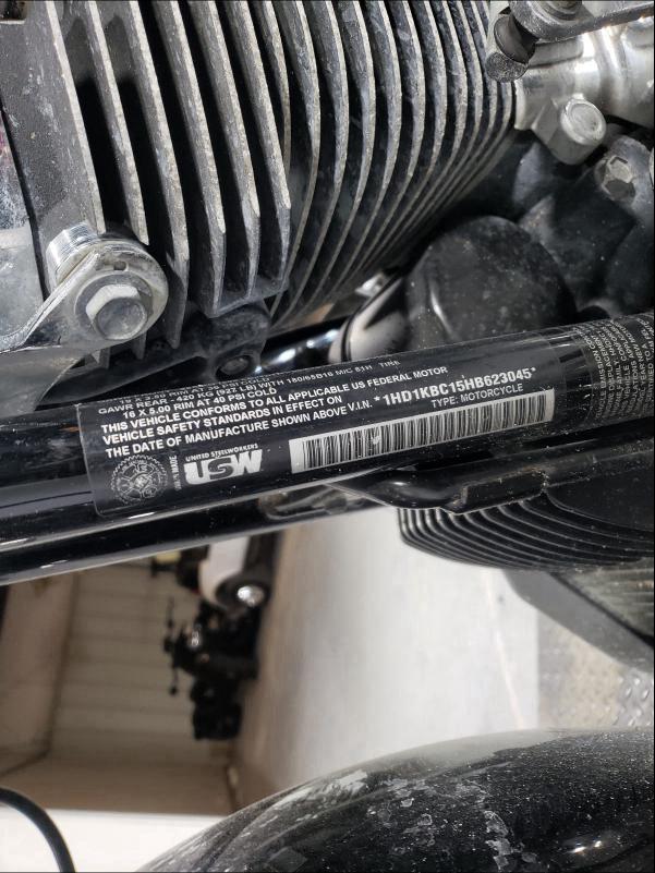 2017 HARLEY-DAVIDSON FLHX STREE 1HD1KBC15HB623045
