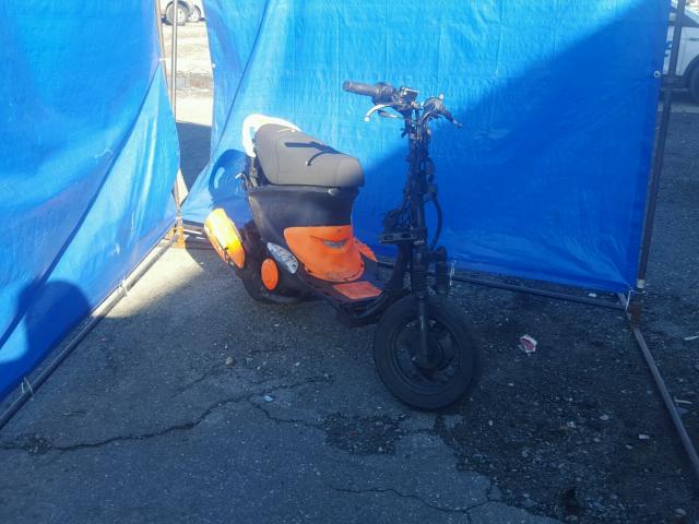 2010 Genuine Scooter Buddy 50 Image 2