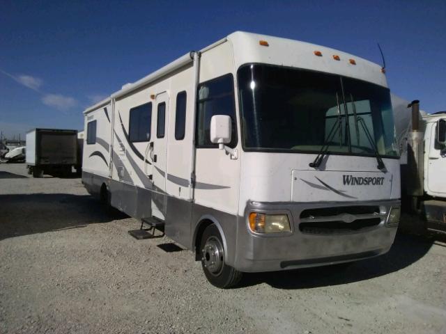2003 WORKHORSE CUSTOM CHASSIS MOTORHOME CHASSIS W22 2003 Workhorse Custom Chassis Motorhome Chassis W22