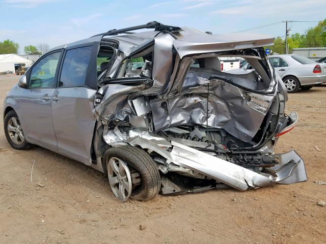 2011 TOYOTA SIENNA LE 5TDKK3DC0BS172411