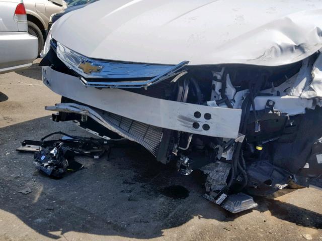 VIN 1G1RC6S55JU120289 2018 Chevrolet Volt, LT no.9