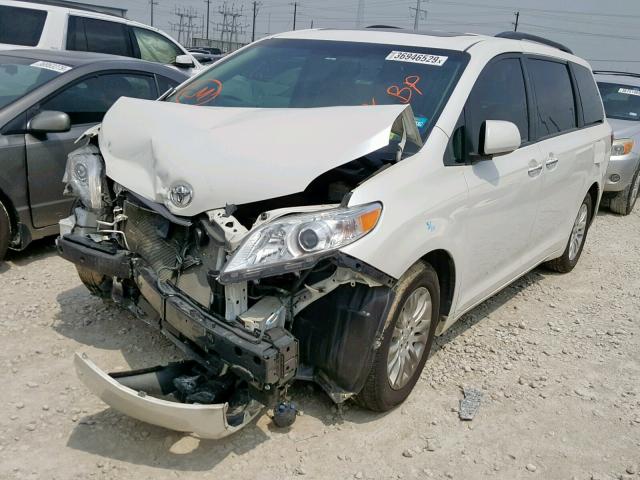 VIN WDCYC3KF9GX257232 2015 TOYOTA SIENNA XLE no.2