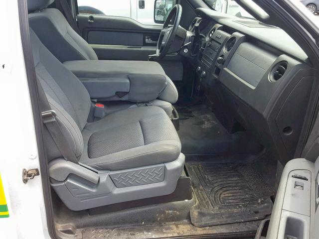 VIN 5TDBZRBH0MS525097 2021 Toyota Highlander, LE no.5