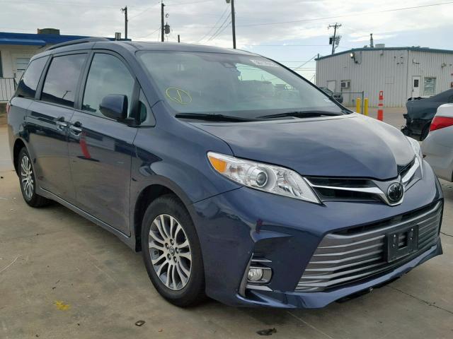2018 TOYOTA SIENNA XLE