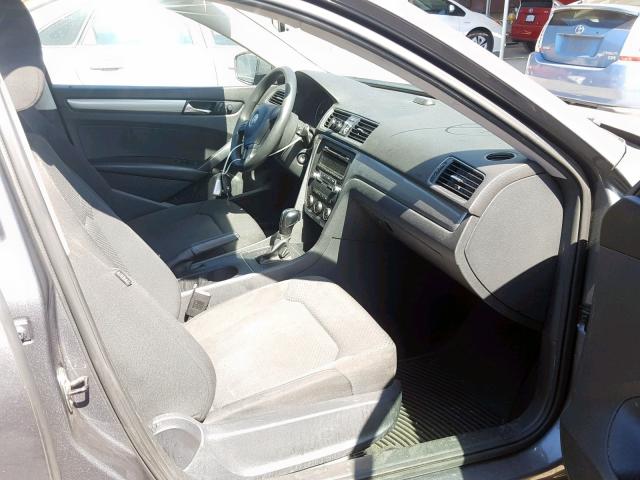 2014 VOLKSWAGEN PASSAT S - 1VWAT7A35EC040672