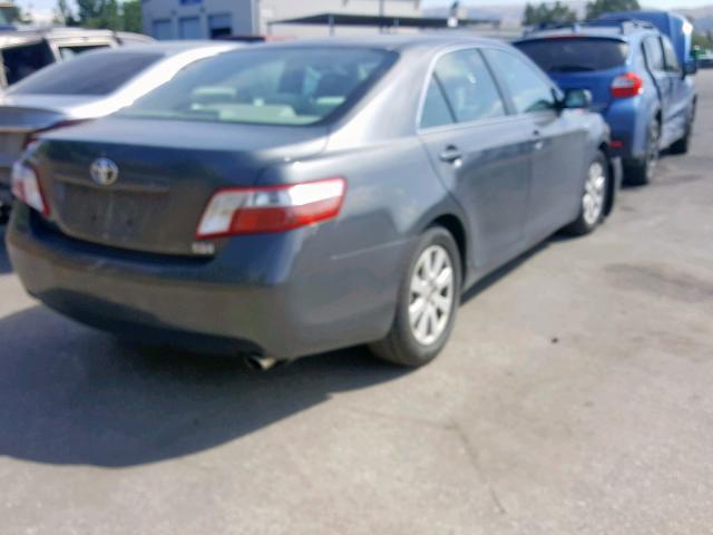 VIN 4T1B11HK4KU726145 2019 Toyota Camry, LE no.4