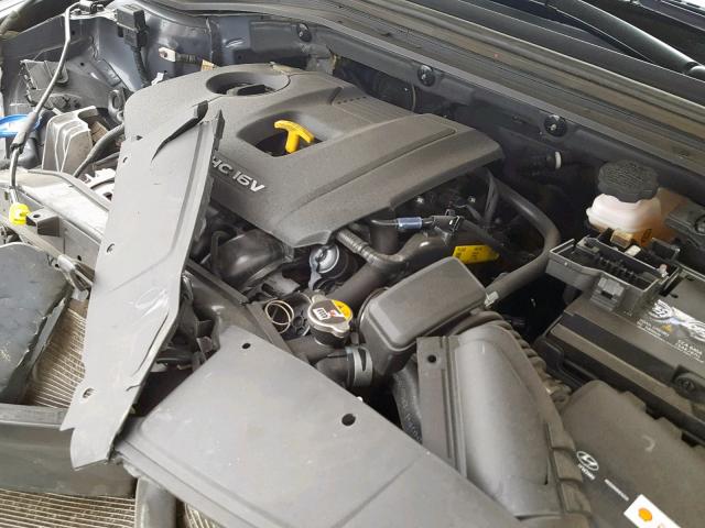  HYUNDAI ELANTRA 2018 Сірий