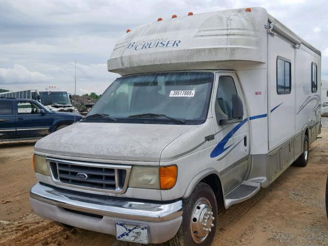 2004 Ford Econoline E450 Super Duty Cutaway Van