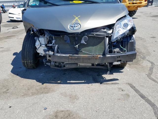 VIN 4T4BF1FK1ER356688 2014 Toyota Camry, LE no.9