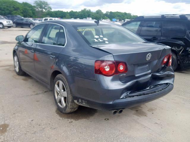 VIN 2C3CDXBG6GH205756 2016 Dodge Charger, SE no.3